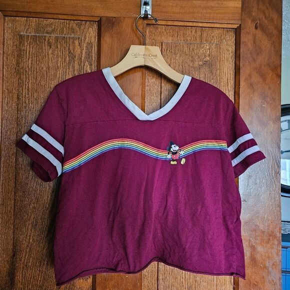 Disney Mickey Mouse Burgundy Rainbow Cropped T‑Shirt Women’s Medium 90s Tee - Picture 1 of 6
